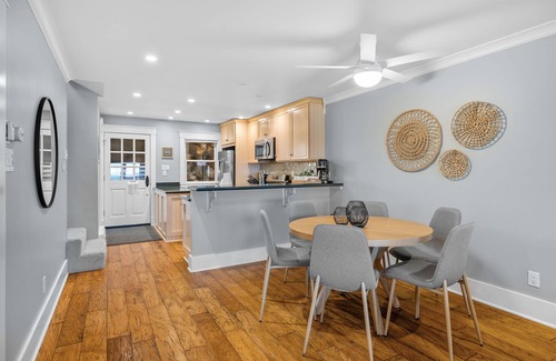 Tahoya Shores Condo | 2BR Lakefront Tahoe Condo w/2 balconies, close to Northstar!