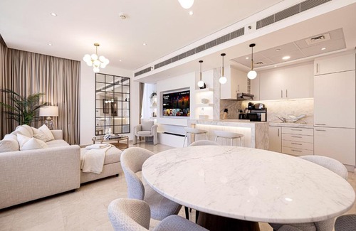 Trade Centre Area Apartment | 2BR Lux Apartment in DIFC near Dubai Mall& Burj Khalifa