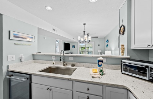 Ocean Sands Condo | 2BR ocean-side condo with balcony & beach access