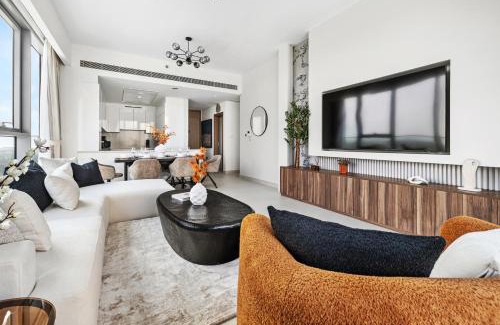 Al Safa Apartment | 2BR plus Maid CF7 B Stylish Stay with Large Balcony