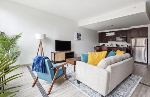 Downtown Detroit Apartment | 2BR Premium Downtown Suite