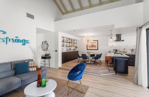 Palm Springs Condo | 2BR.Private Patio.BBQ.Fire Pit.Tennis.Pools.Dog OK