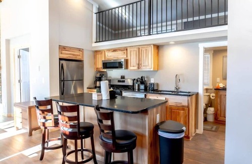 Breckenridge Ski Chalet | 2BR Riverside Chalet, Near Trails