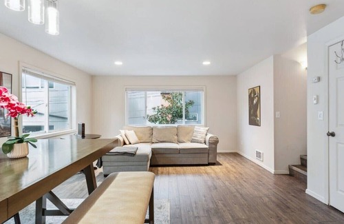Brighton House | 2BR Seattle Oasis - A Short Stroll to Light Rail