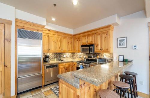 Mountain Village House | 2BR Ski-In, Ski-Out Telluride Condo