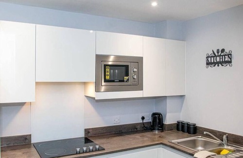 Bordesley Apartment | 2BR-Sleeps4-CityCentre-Parking-Rooftop
