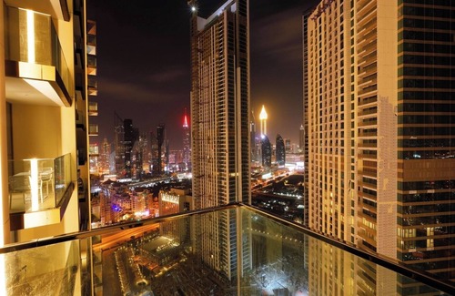 Za'abeel 2 Apartment | 2BR Stylish Apartment-Direct access to Dubai Mall