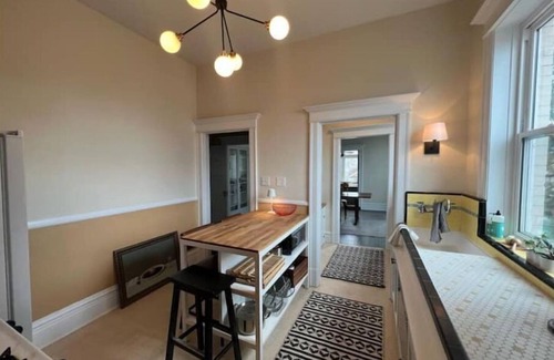 Lower Avenues House | 2BR Victorian Charm Mountain View Home