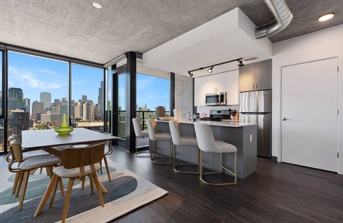 West Loop Apartment | 2BR w/Stunning Views and Resort-Style Amenities