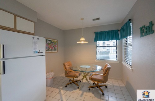 Table Rock Condo | 2BR Walk-In Condo ~ 2 Pools ~ FREE TICKETS INCLUDED! (PR63-3)