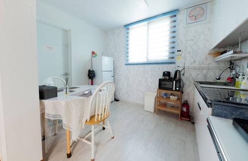 Pyeongtaek House | 2F TOV ROOM,3R00MS, A place to create good memories with people,near Humphrey