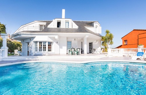 Blanes Villa | 2MONTEM01 - Beautiful house for 9 people with garden and private pool located near the beach of Blanes