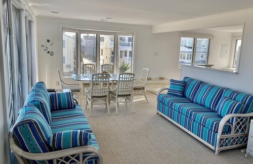 North Beach Haven Apartment | 2nd Floor OceanFront Duplex