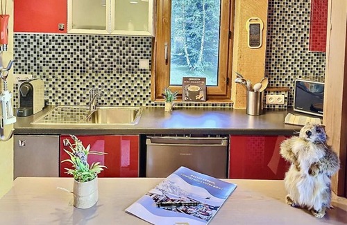 Val Claret Apartment | 2nd floor, view mountain, balcony, tv, ski locker, 50m², Tignes