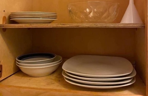 Albany Apartment | 2R Furnished One-Bedroom Suite for Short (1-3 months or longer) term stay