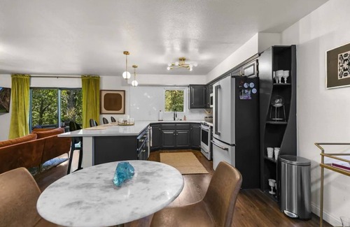 Bella Vista House | 3/2 home on bike trails with access to waterfall