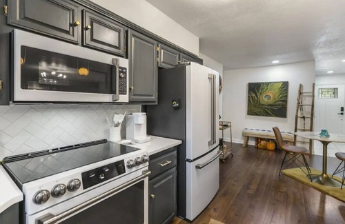 Bella Vista House | 3/2 home on bike trails with access to waterfall