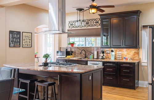 Lakeland House | 3/2 Luxury Spanish Villa - Pool - Pet Friendly