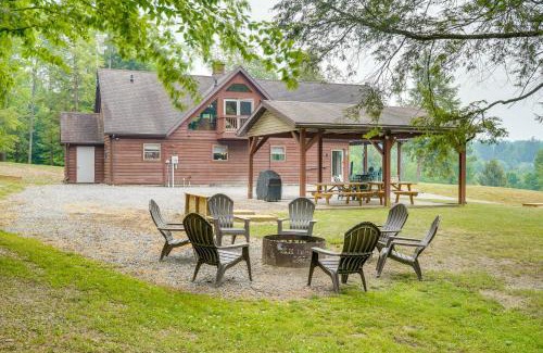 Benezette House | 3-Acre Benezette Cabin Hot Tub, Grill and Mtn View