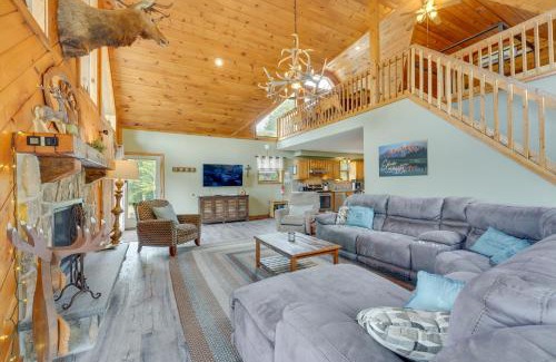 Benezette House | 3-Acre Benezette Cabin Hot Tub, Grill and Mtn View