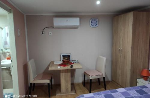 Vrdnik Apartment | 3 Andjela