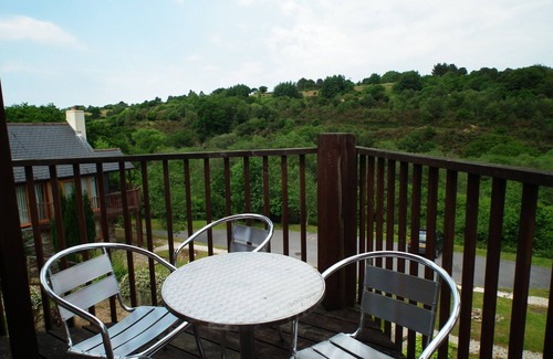 Saltash Cottage | 3 B/R home near St Mellion(free golf)- stunning views, gym & pool membership inc