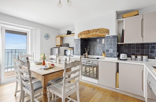 Torcross House | 3 Bayview, Torcross