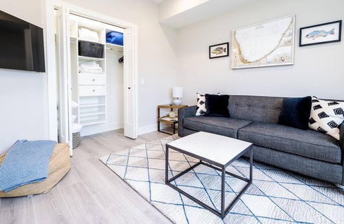 Saint Joseph House | 3 Bd 3 Ba MARINA VIEWS! POOL! Restaurant on site! Boat Rentals,walk/bike to town