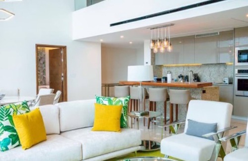 Punta Sam Apartment | 3 BDRM BEACH ROOFTOP PENTHOUSE/LIMOUSINE SERVICE