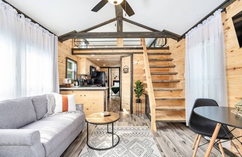 Guntersville Apartment | 3 Bearly Working Luxury Tiny