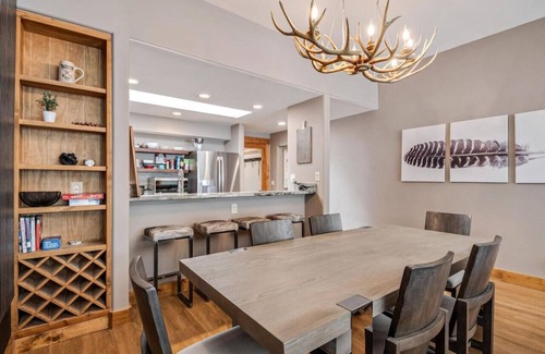 Avon Condo | 3 Bed/2 Bath Central Upscale Home near BC & Vail