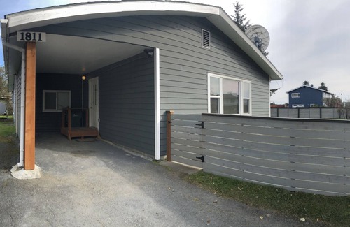 Kodiak House | 3 bed 2 bath house w/covered parking spot and fenced backyard.