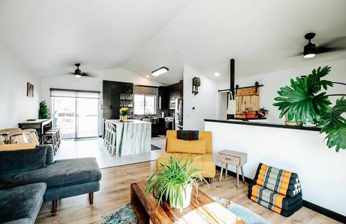 Coeur d'Alene House | 3 bed /2 bath residence nestled in a conveniently located family-friendly neighborhood.