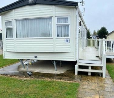 Mablethorpe House | 3 Bed 2 Bath Static Mobile Home On Fantastic Park