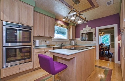 Mount Dora House | 3 bed/2 bath upscale home only 3 blocks from downtown Mount Dora