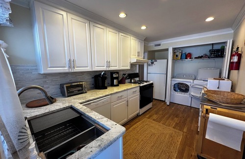 Gold Coast Condo | 3 Bed/2 Full Bath Corner Condo. Spacious, One Block from Beach