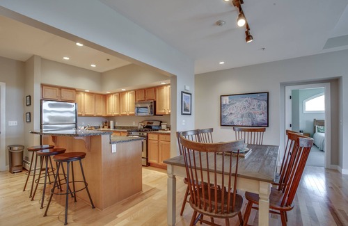 Central Vermont- Killington Condo | 3 Bed 3 Bath Luxury Ski-In/Ski-out Condo Killington Sunrise Village Lodges
