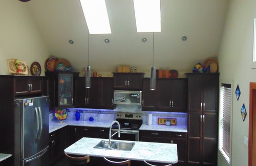 Regional District of Nanaimo House | 3 Bed, 3 Bathroom full house. A/C. Close to Parksville beach.Great for families!