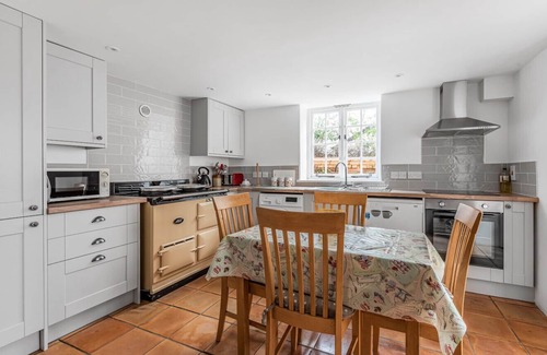 Sidmouth Cottage | 3 bed cottage to rent in Sidmouth - 3 mins walk from town and beach