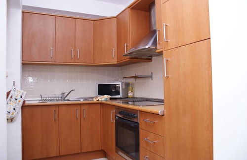 Caleta de Fuste House | 3 Bed, 2 bath house - great location & views - Hot Tub, BBQ, FIBRE Wifi, SKY