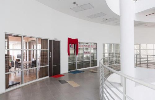 Bayan Lepas Apartment | 3-Bed Executive Suite, RumahKu @CEO
