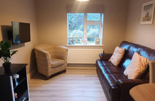 Killarney House | 3-Bed House in Killarney - Sleeps 6