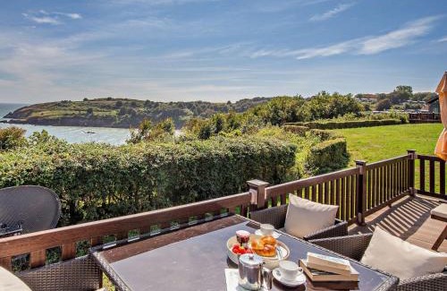 Brixham House | 3 Bed in Brixham BX012