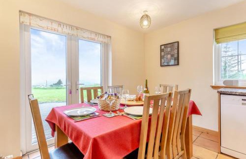 Portree House | 3 Bed in Glenhinnisdal oc-s32340