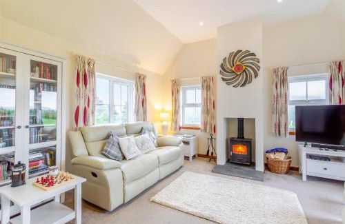Portree House | 3 Bed in Glenhinnisdal oc-s32340