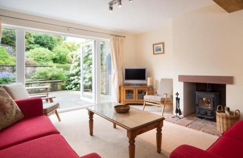 Egremont House | 3 Bed in Haile SZ058