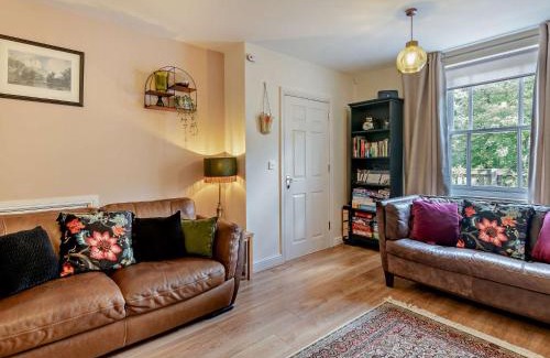 Matlock House | 3 Bed in Matlock 90663
