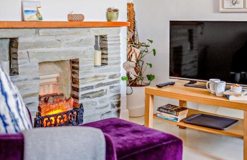 Polruan House | 3 Bed in Polruan 83821