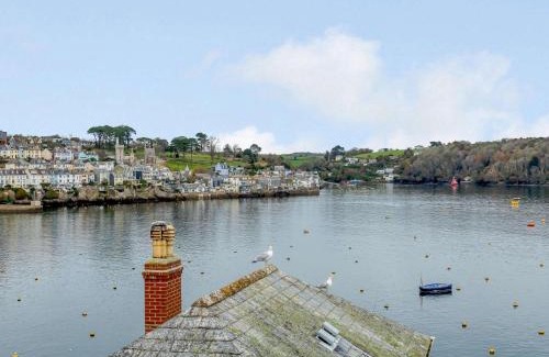 Polruan House | 3 Bed in Polruan PC040