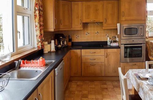 Rosscarbery House | 3 Bed in Rosscarbery oc-ii16117